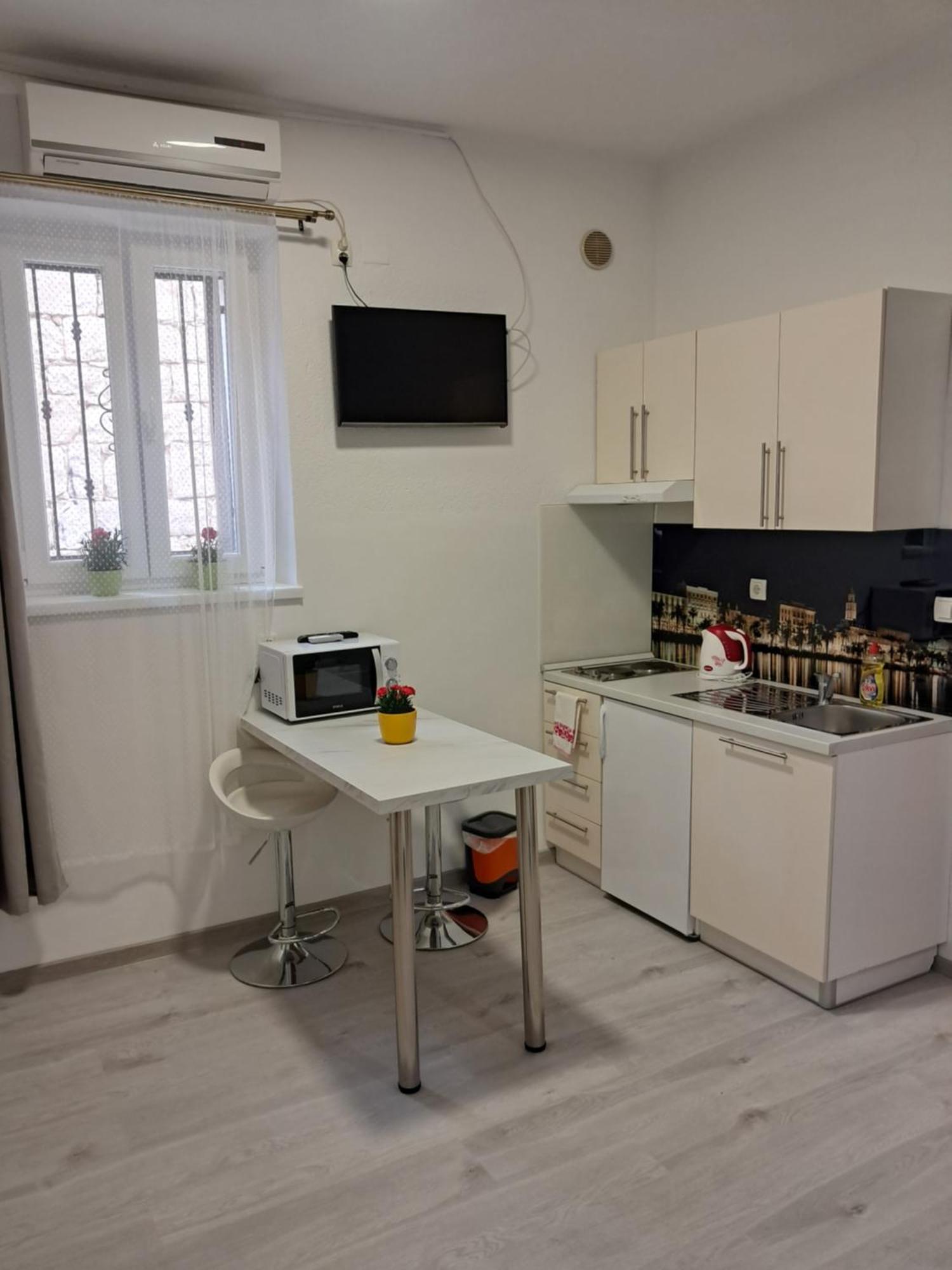 Summer Bay Apartments Spalato Esterno foto